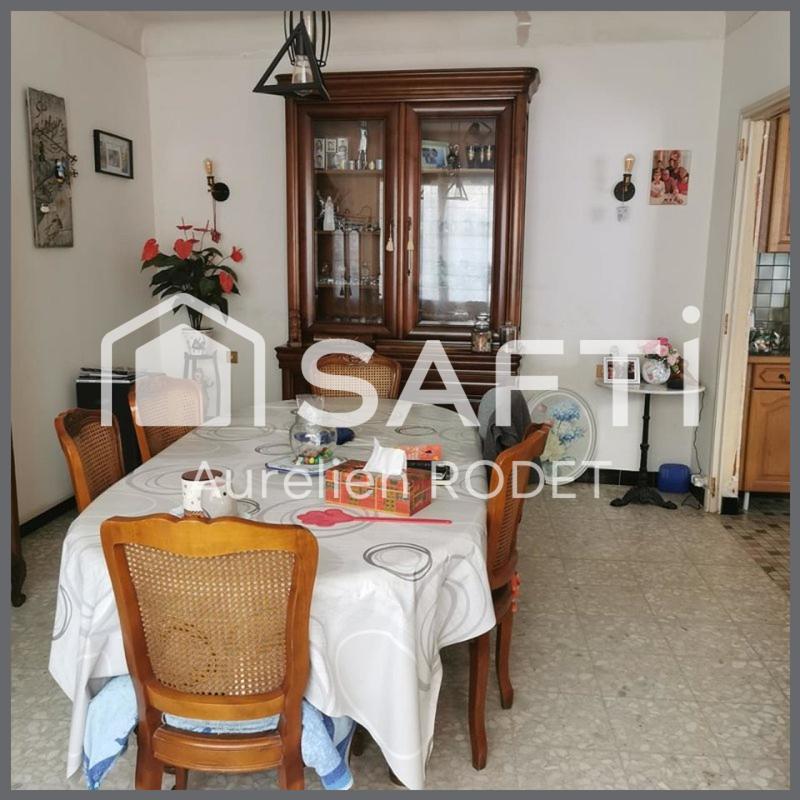 Maison - 180 m² - 7 pièces