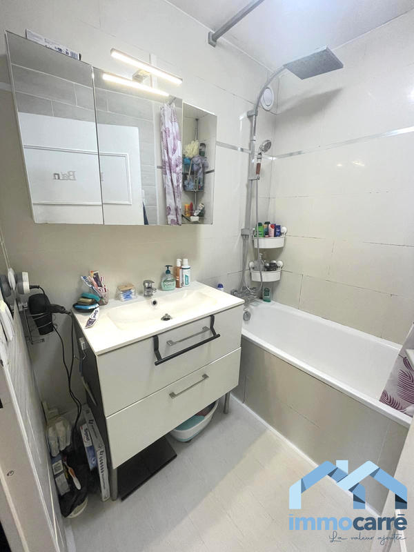 Appartement - 75 m² - 4 pièces