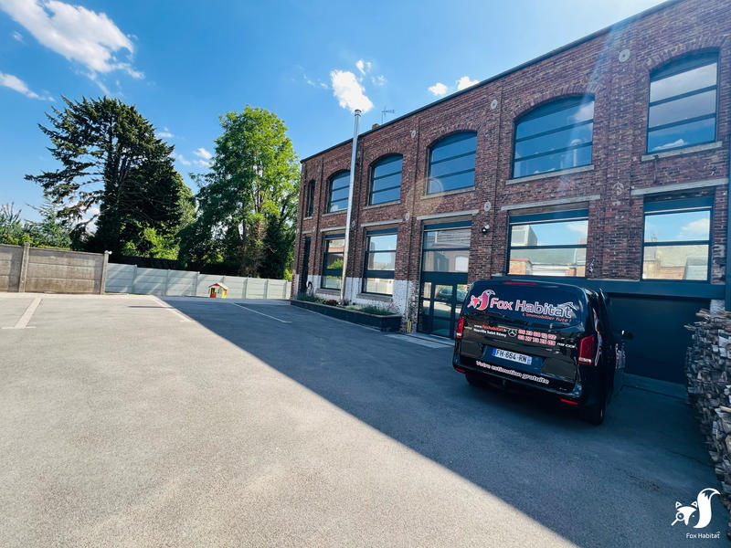 Maison - 300 m² - 8 pièces