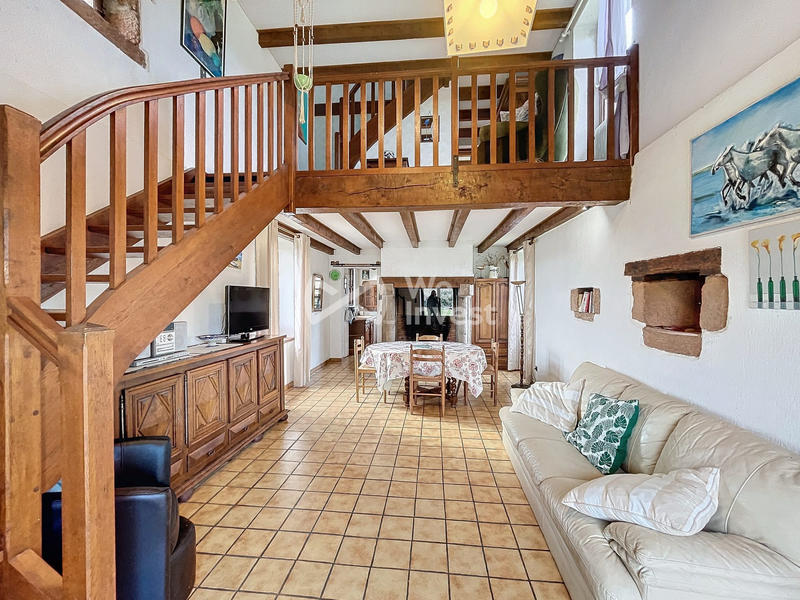 Maison - 189 m² - 12 pièces