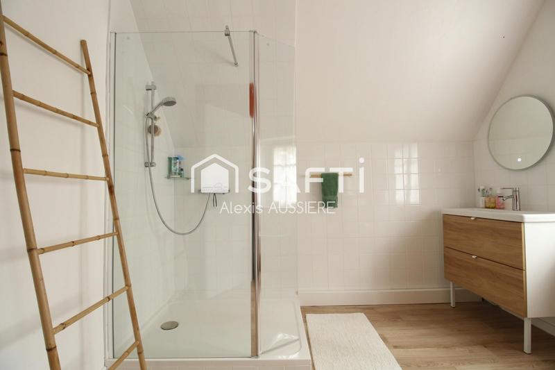 Maison - 412 m² - 11 pièces