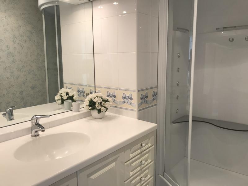 Appartement - 125 m² - 5 pièces