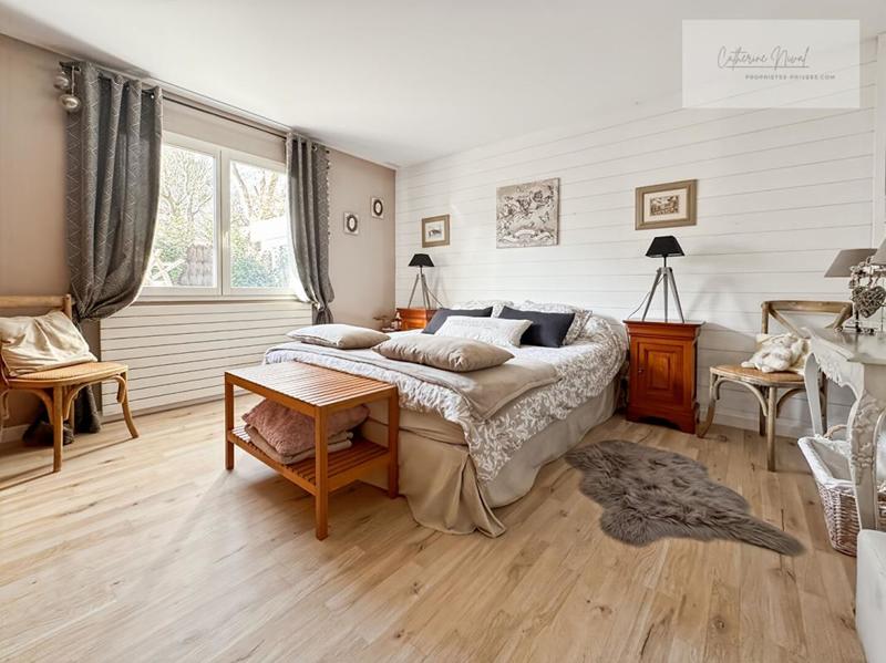 Maison - 217 m² - 7 pièces