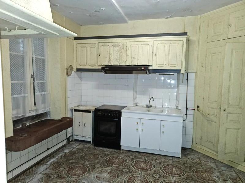 Maison - 211 m² - 11 pièces