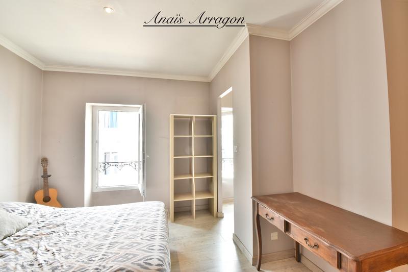 Immeuble - 75 m² - 3 pièces