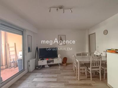Appartement - 49 m² - 2 pièces