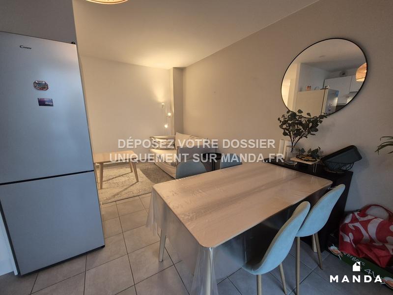 Chambre - 10 m² - 4 pièces