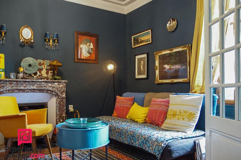 Maison - 320 m² - 10 pièces