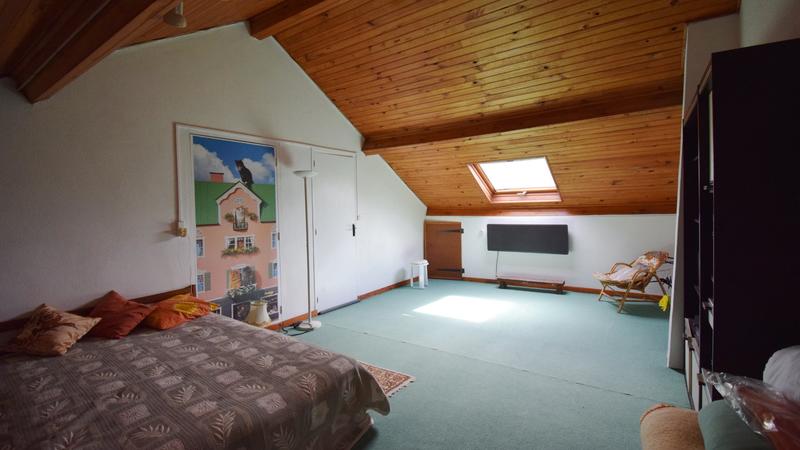 Maison - 212 m² - 6 pièces