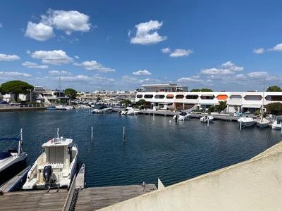 Appartement - 84 m² - 4 pièces