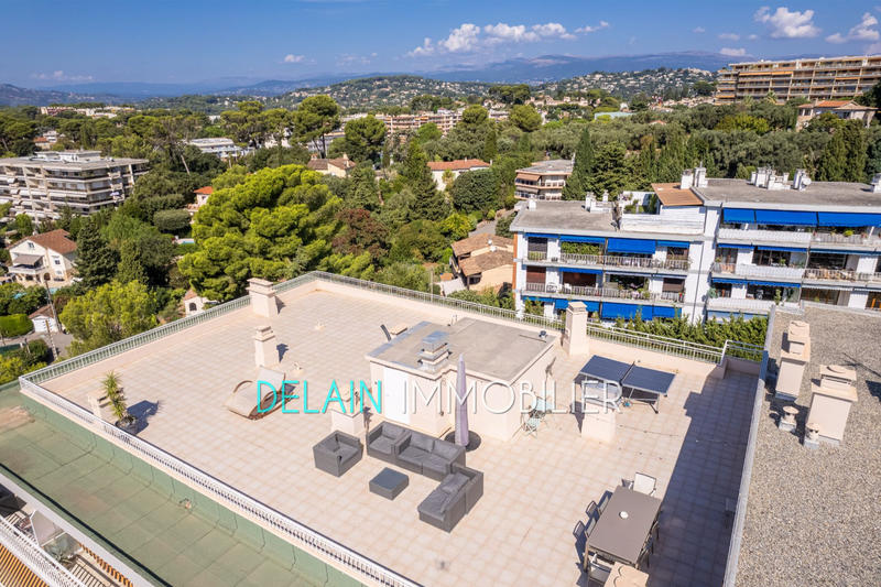 Appartement - 90 m² - 3 pièces