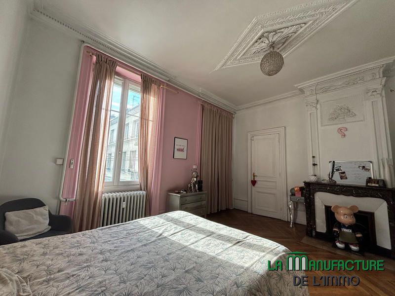 Appartement - 134 m² - 5 pièces