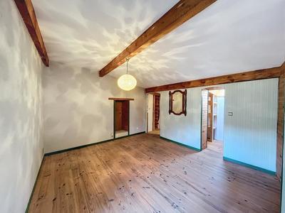 Maison - 135 m² - 7 pièces