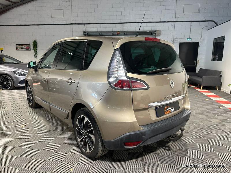 Renault Scénic III TCe 130cv Bose Edition - Toit Panoramique -Camera de Recul