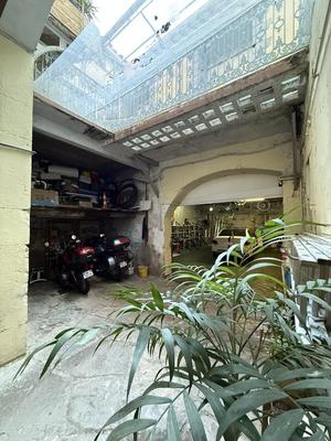 Appartement - 350 m² - 8 pièces