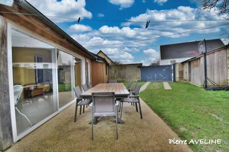 Maison - 165 m² - 6 pièces