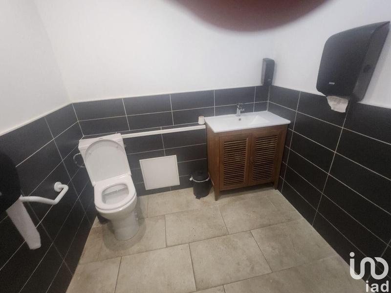 Local commercial - 83 m²