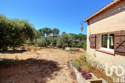 Maison - 242 m² - 6 pièces