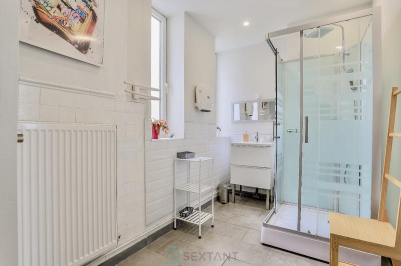 Maison - 162 m² - 8 pièces