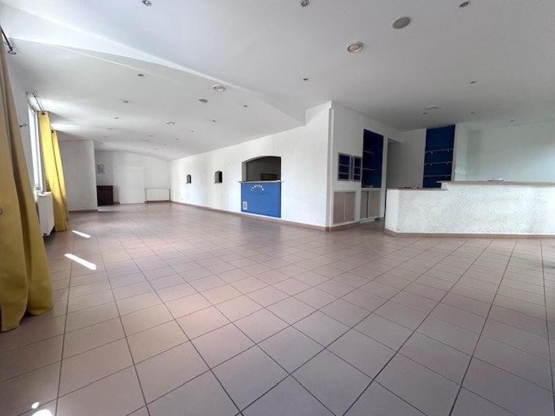 Local commercial - 145 m² - 3 pièces