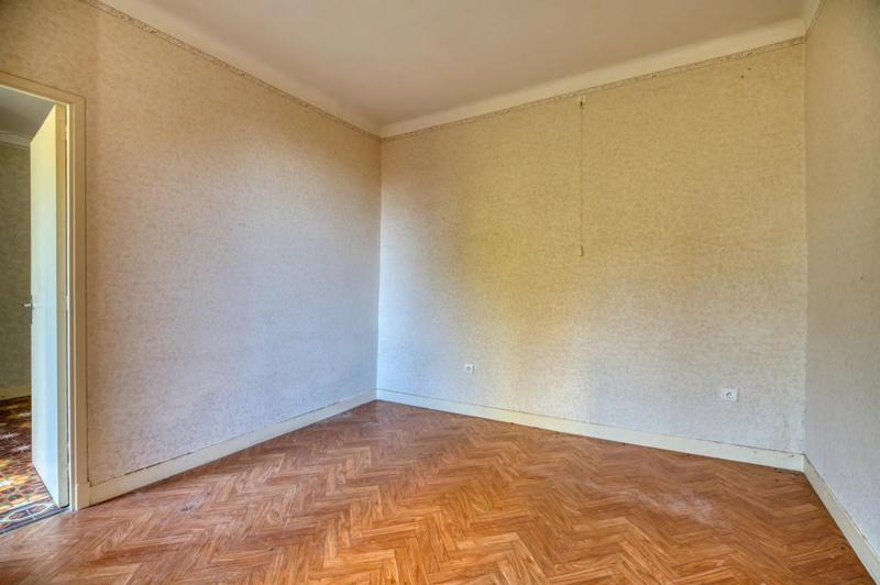 Maison - 200 m² - 8 pièces