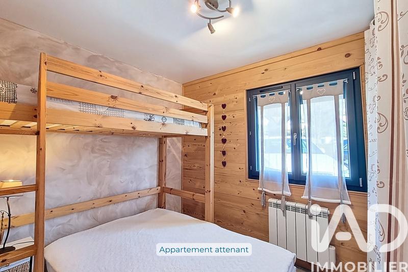 Maison - 198 m² - 9 pièces