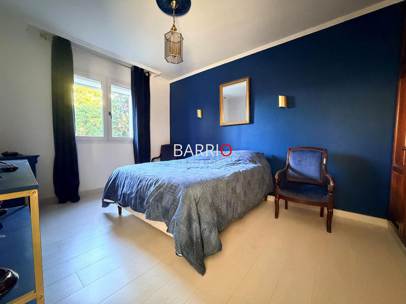 Villa - 100 m² - 3 pièces