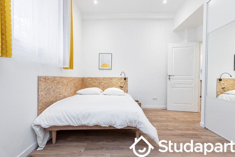 Chambre - 89 m² - 1 pièce