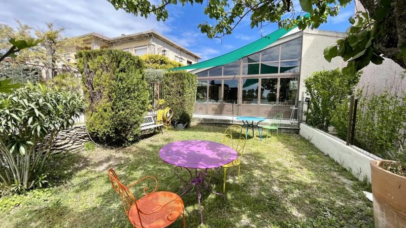 Villa - 600 m² - 22 pièces