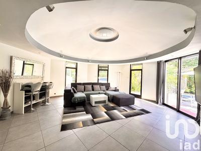 Maison de maîtres - 220 m² - 5 pièces