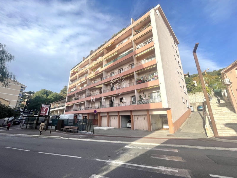 Appartement - 74 m² - 4 pièces