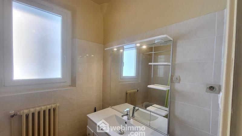 Appartement - 72 m² - 3 pièces