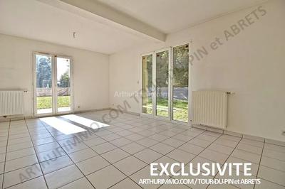 Maison - 98 m² - 5 pièces