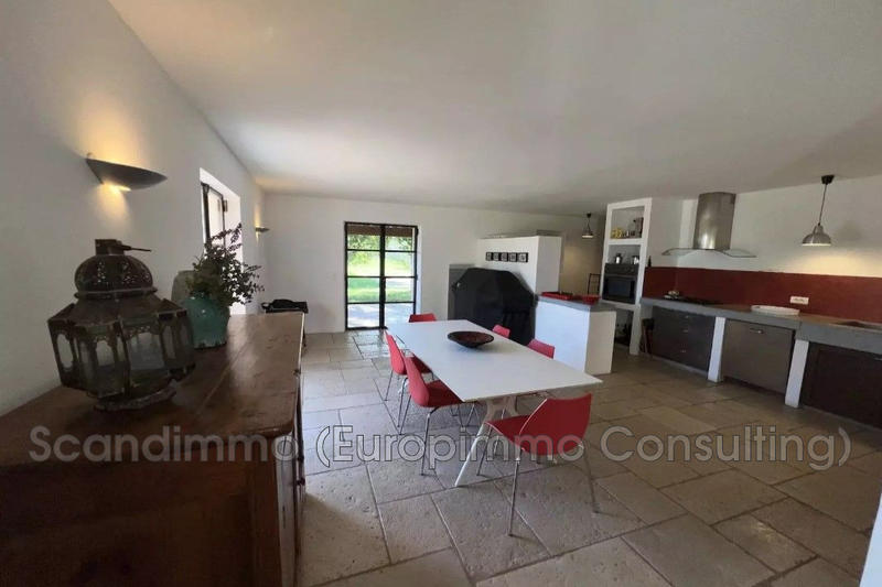Villa - 195 m² - 7 pièces