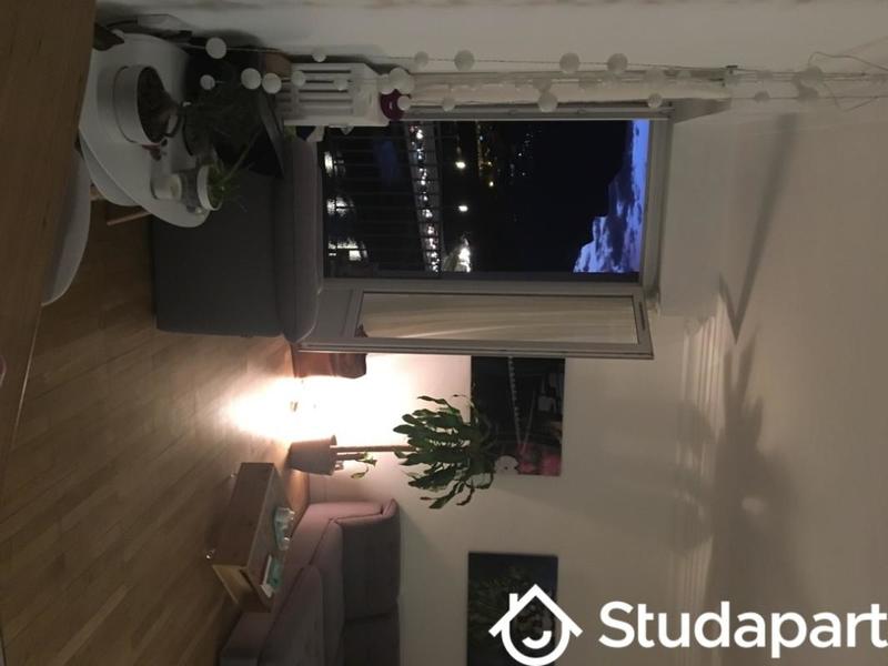 Chambre - 17 m² - 1 pièce