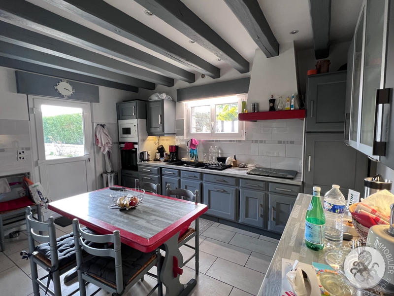 Maison - 333 m² - 16 pièces