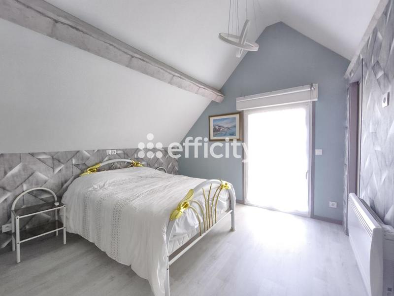 Maison - 176 m² - 9 pièces