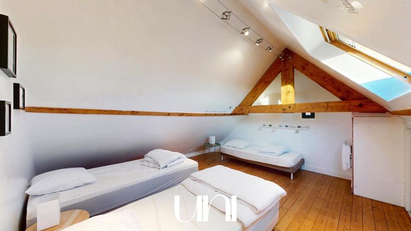 Maison - 158 m² - 7 pièces