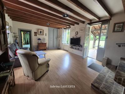 Maison - 182 m² - 8 pièces