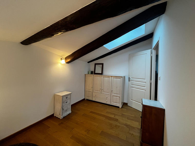 Appartement - 83 m² - 5 pièces