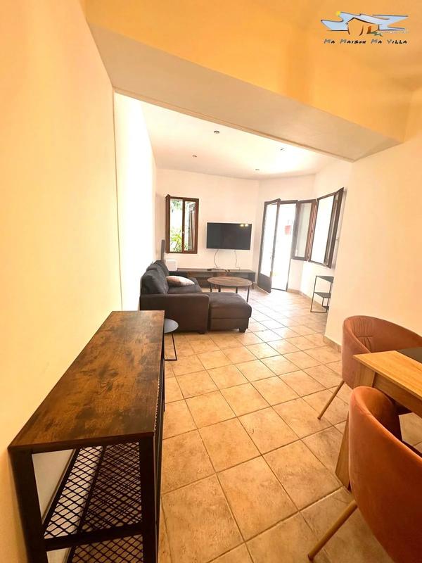 Immeuble - 215 m² - 10 pièces