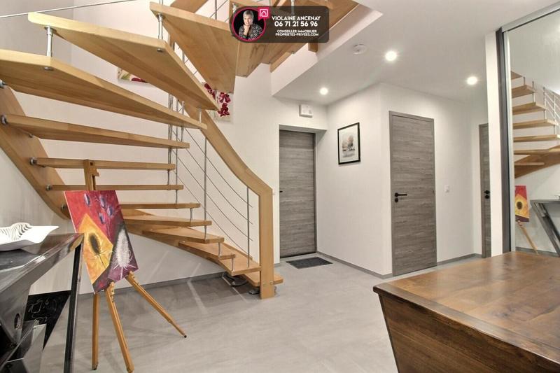 Maison - 166 m² - 5 pièces