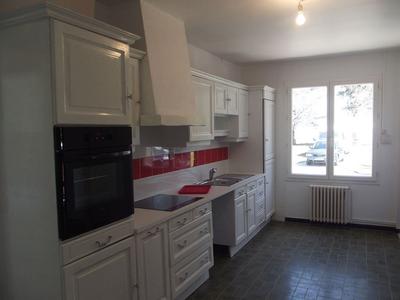 Maison traditionnelle - 102 m² - 5 pièces