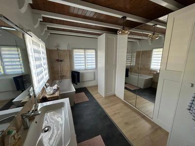Maison - 175 m² - 5 pièces