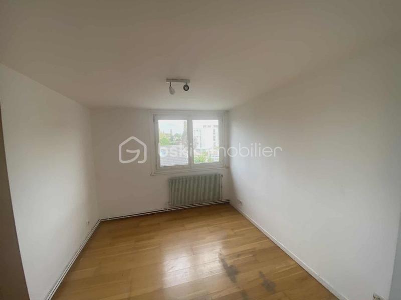 Demeure - 106 m² - 7 pièces