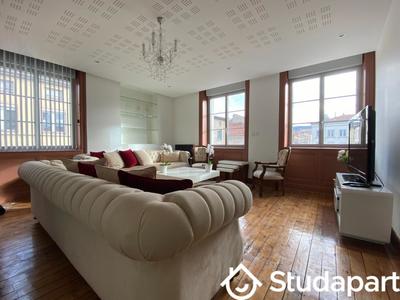 Appartement - 80 m² - 3 pièces