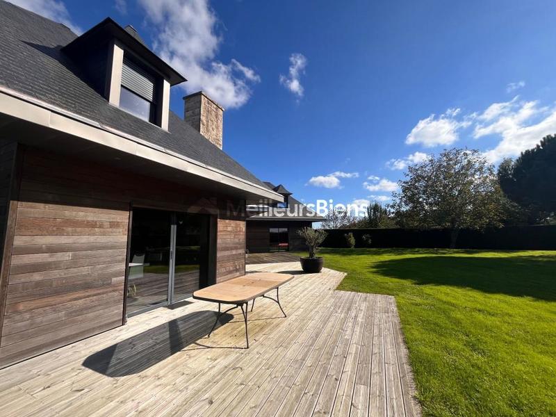 Maison d'architecte - 285 m² - 9 pièces