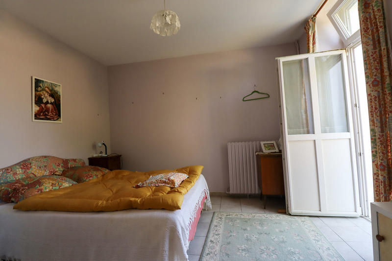 Propriété - 161 m² - 6 pièces