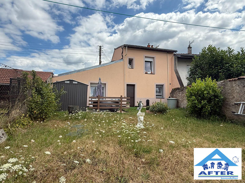 Maison - 110 m² - 4 pièces