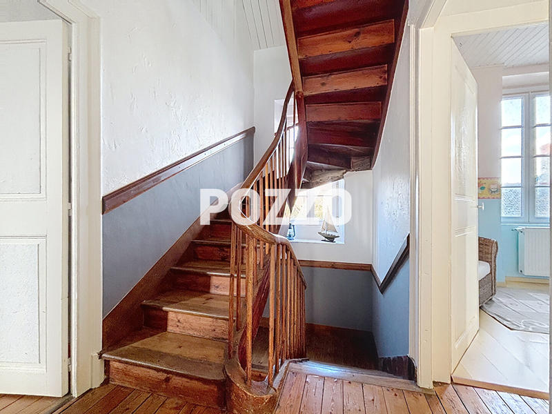 Maison - 148 m² - 6 pièces